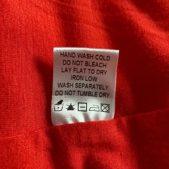 Superdown Erika Deep V Jersey Maxi in Red Size Medium New Never Worn - Picture 9 of 12